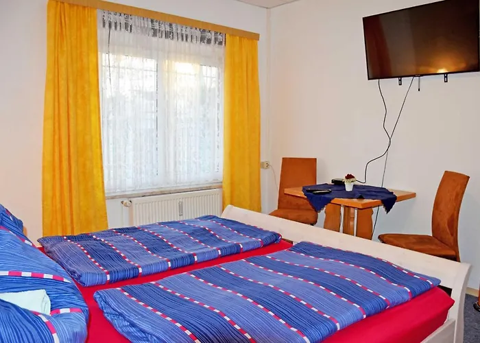 Ferienwohnung/ Ferienzimmer Asche